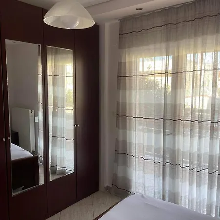 Mema Apartment Nea Peramos (Macedonia)
